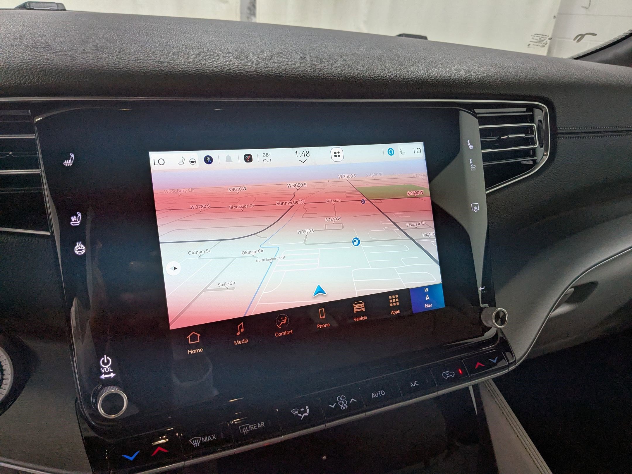 New 2025 Jeep Wagoneer Series II w/ 8-Passenger Seating Package image 14