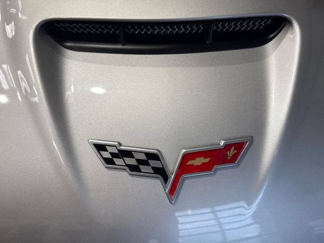 Used 2007 Chevrolet Corvette Z06 w/ Preferred Equipment Group RWD image 49