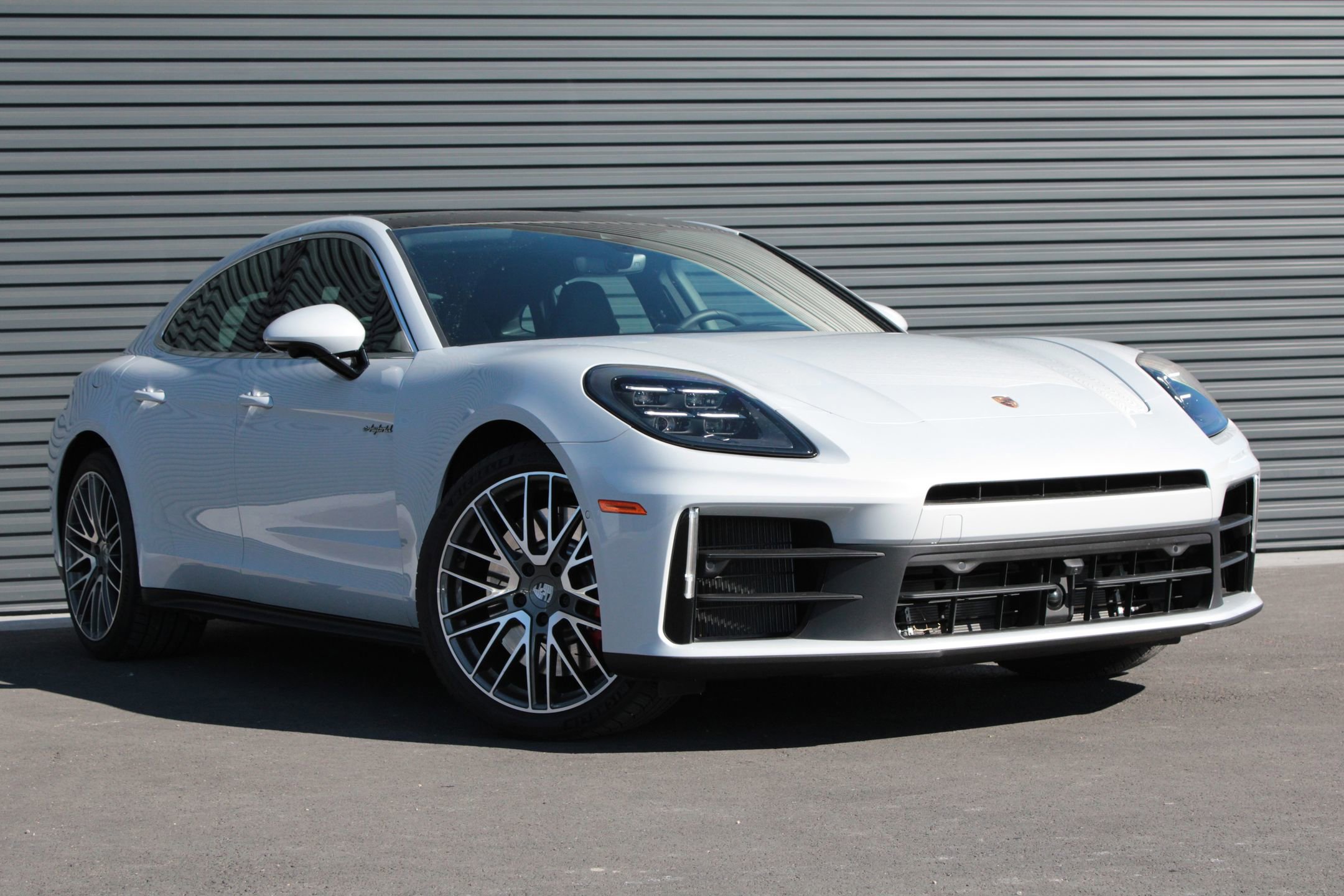 Used 2025 Porsche Panamera 4S image 8