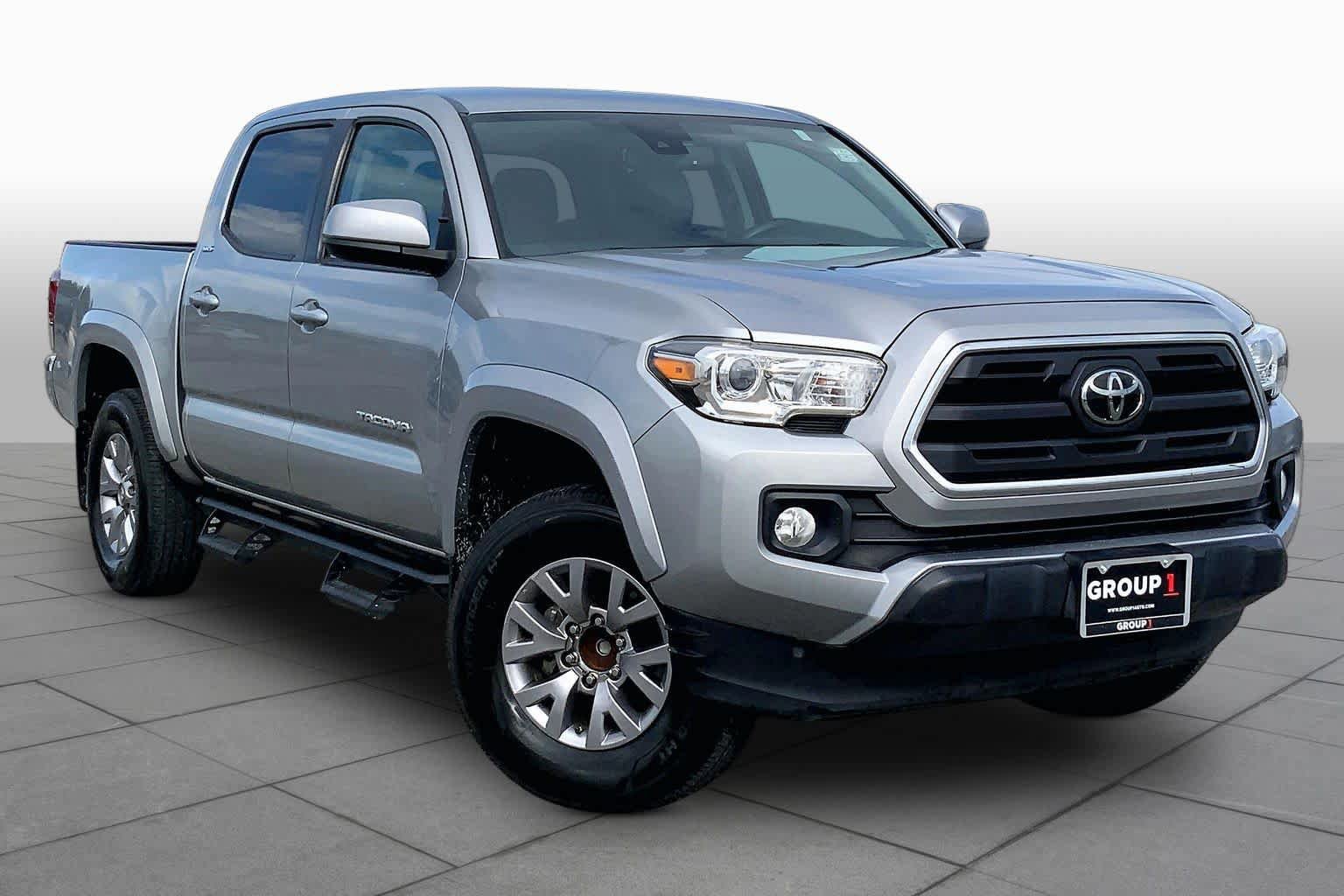 Used 2019 Toyota Tacoma SR5 RWD image 3