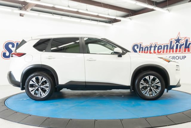 Used 2023 Nissan Rogue SV w/ SV Premium B Package FWD image 28