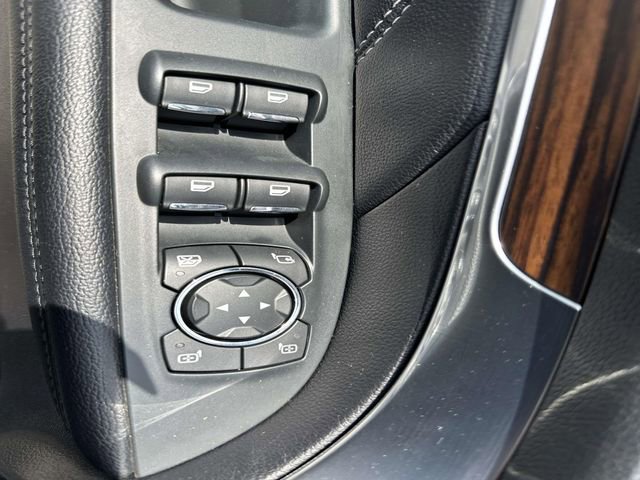 Used 2019 Ford Explorer Limited image 18