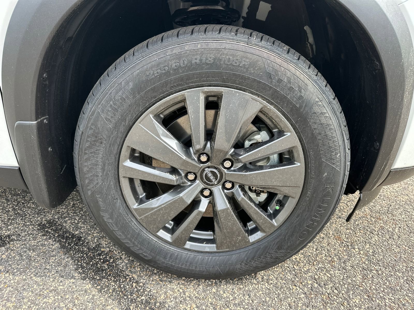 New 2026 Nissan Pathfinder SV image 9