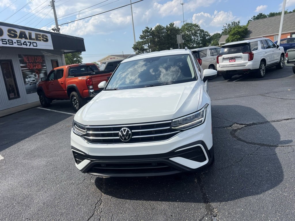 Used 2023 Volkswagen Tiguan S image 3