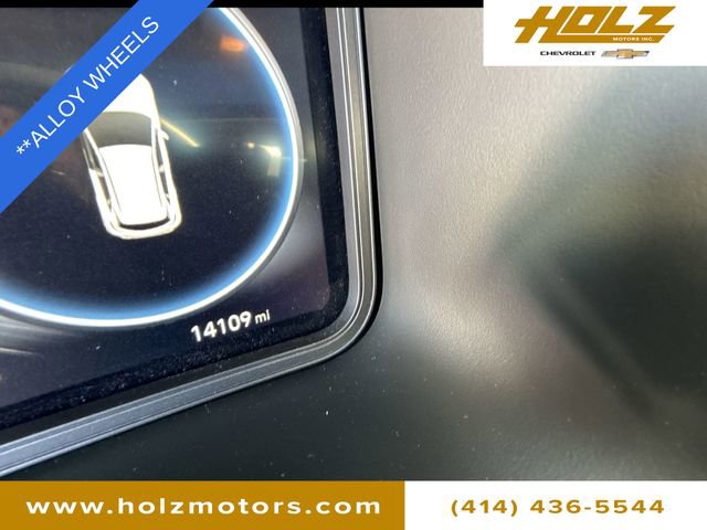 Used 2023 Hyundai Kona Limited w/ Cargo Package image 12