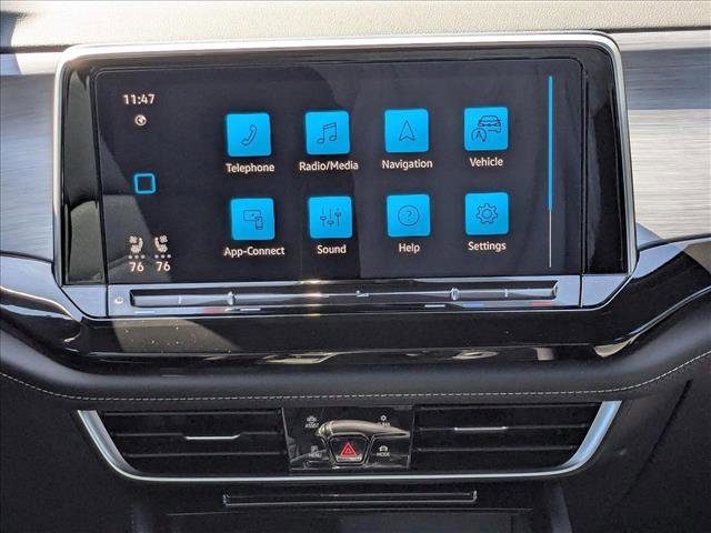 New 2025 Volkswagen Atlas Cross Sport SE image 12