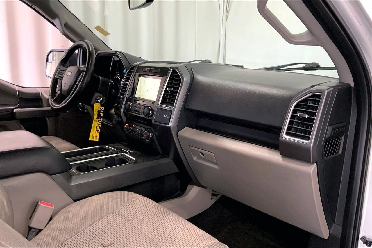 Used 2016 Ford F150 XLT w/ Equipment Group 302A Luxury RWD image 28