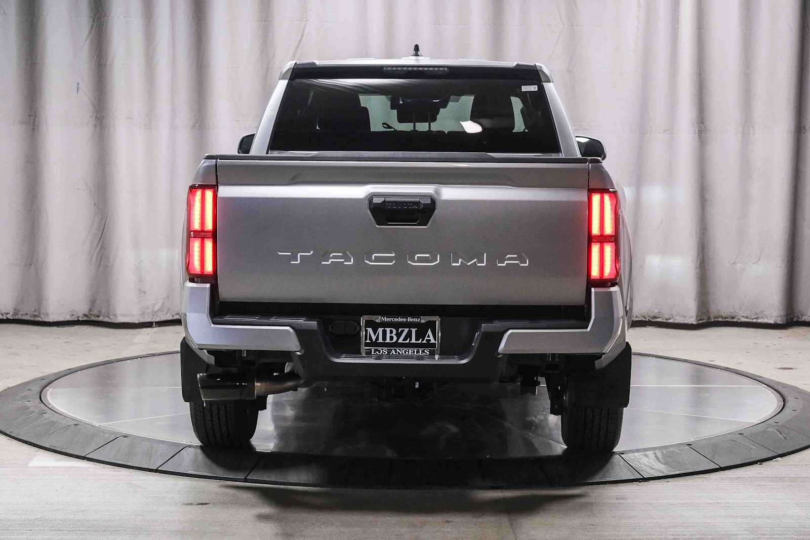 Used 2025 Toyota Tacoma SR5 RWD image 3