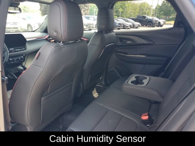 Used 2024 Chevrolet TrailBlazer RS w/ Convenience Package AWD/4WD image 17