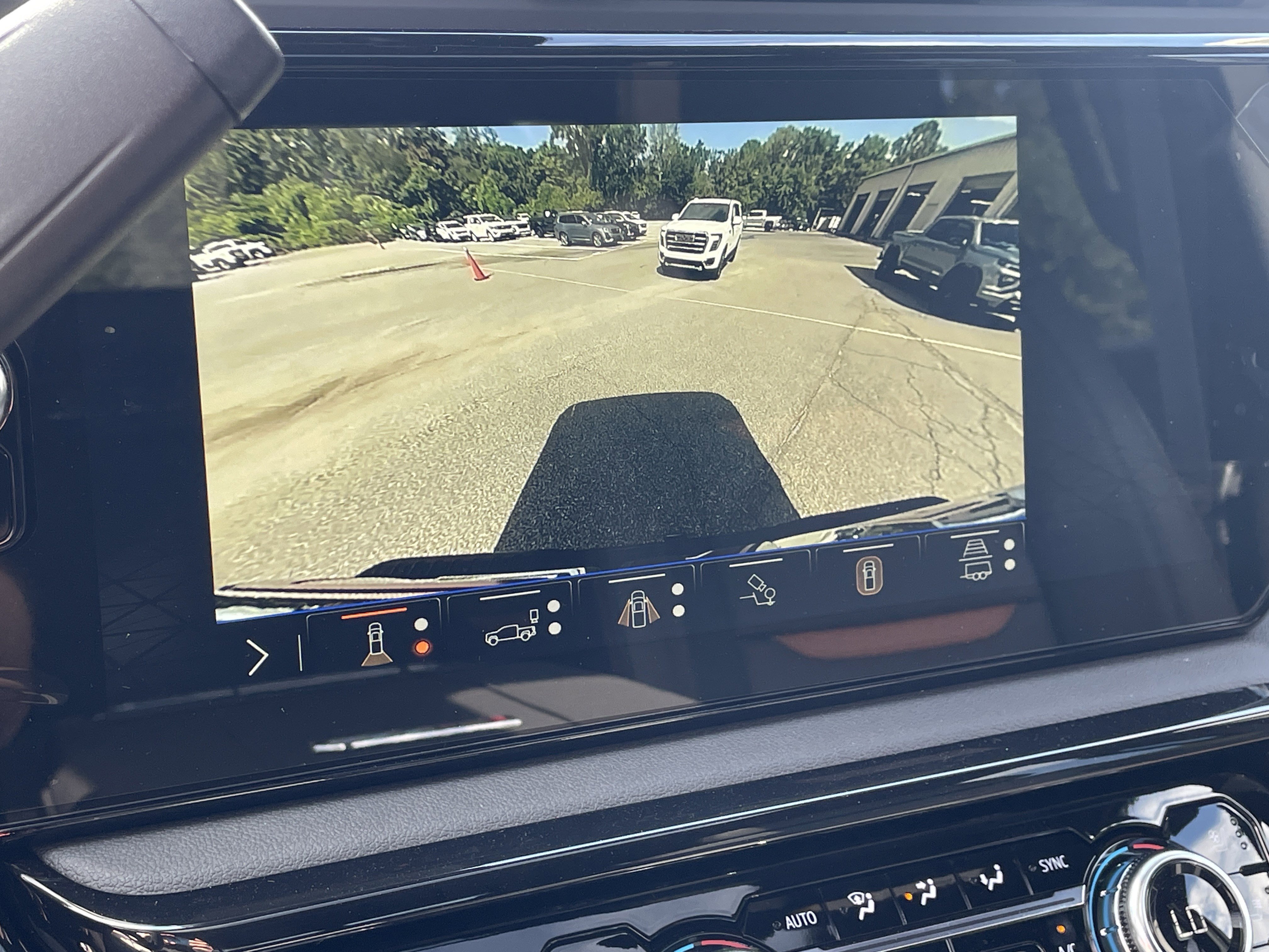 New 2026 GMC Sierra 2500 AT4 w/ AT4 Premium Plus Package image 23