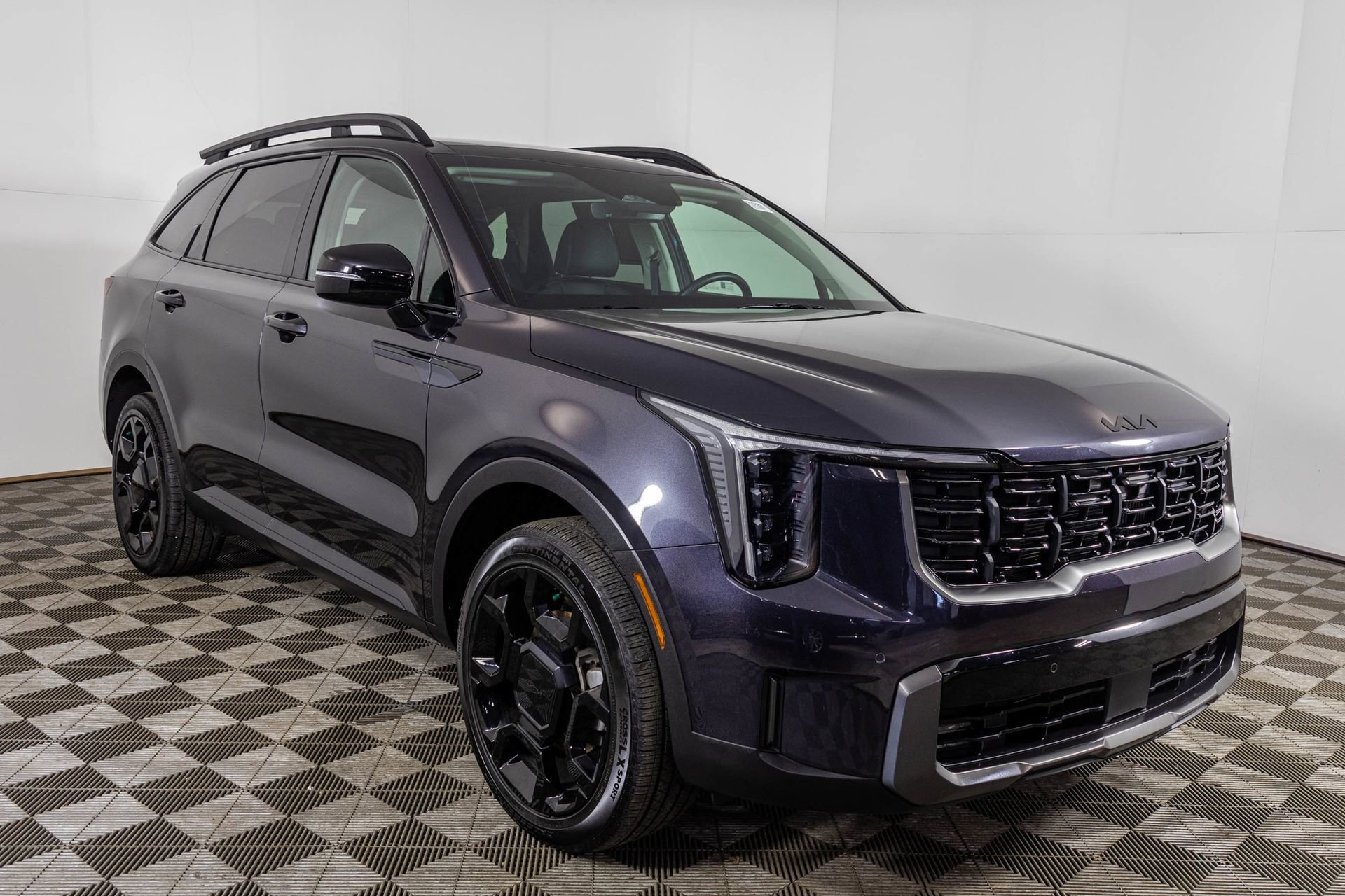 Used 2025 Kia Sorento X-Line EX image 14