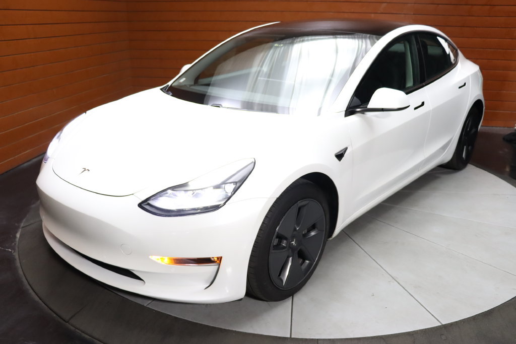 Used 2023 Tesla Model 3 Standard Range RWD image 6