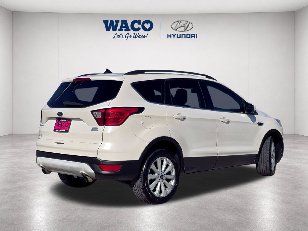 Used 2019 Ford Escape SEL FWD image 10
