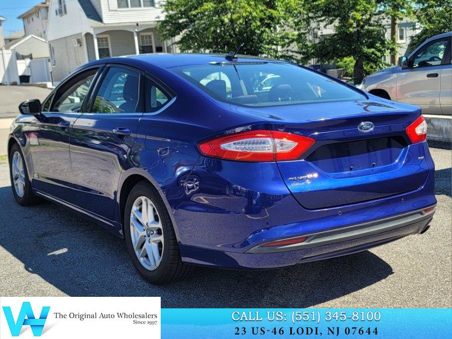 Used 2014 Ford Fusion SE FWD image 4