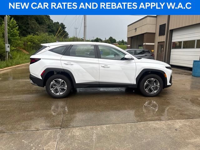 Used 2026 Hyundai Tucson Blue SE AWD/4WD image 2