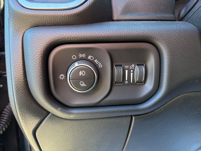 New 2026 RAM 3500 Laramie w/ Sport Appearance Package AWD/4WD image 31