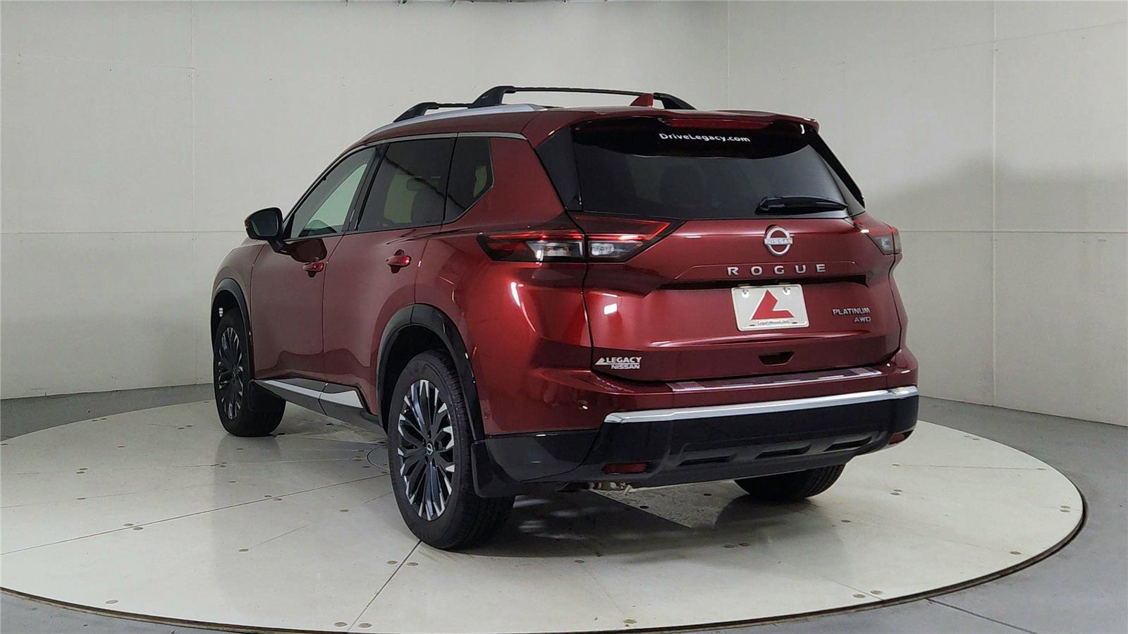 New 2026 Nissan Rogue Platinum image 5