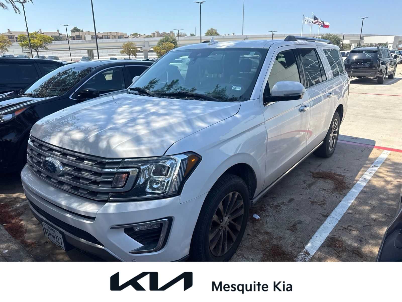 Used 2018 Ford Expedition Max Limited w/ Equipment Group 301A RWD image 1