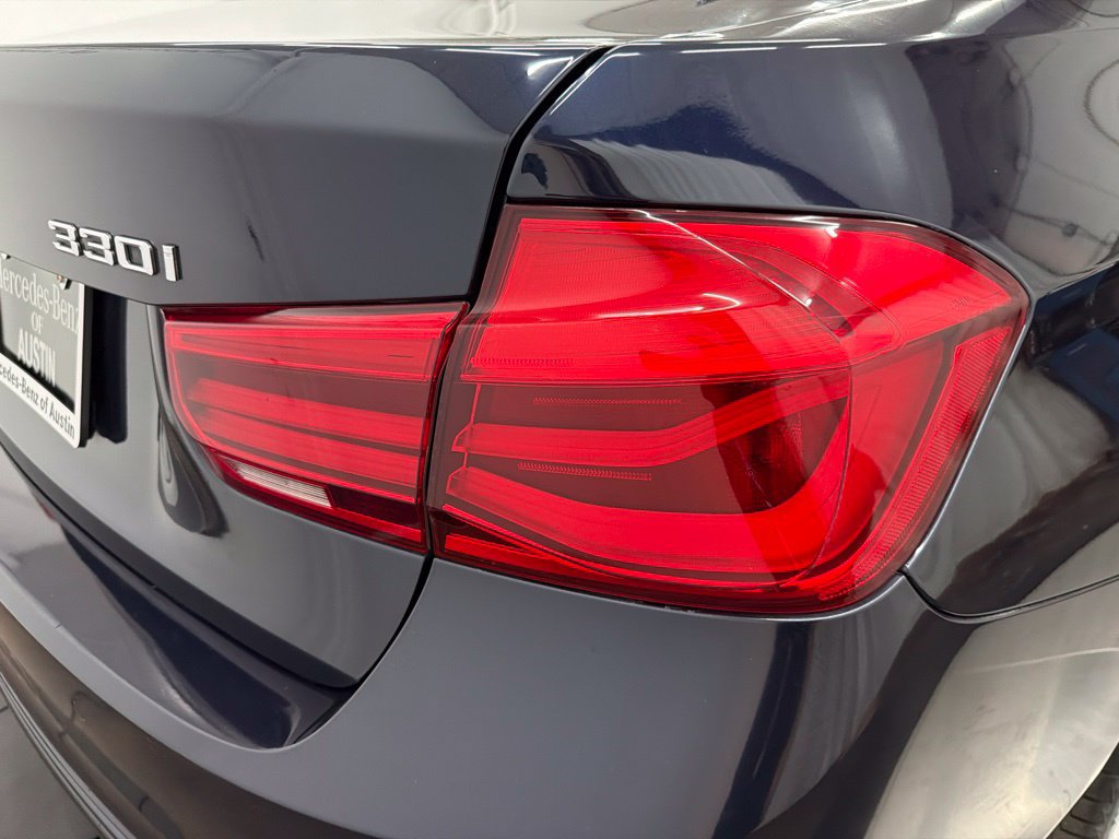 Used 2017 BMW 330i Sedan RWD image 12
