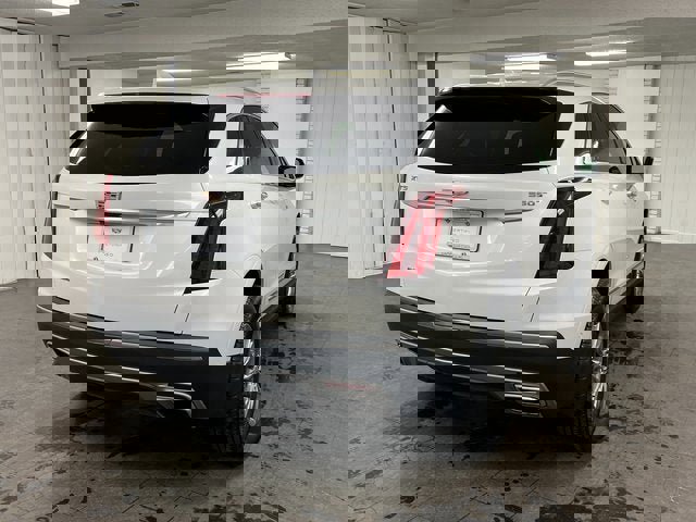 Certified 2022 Cadillac XT5 Premium Luxury w/ Technology Package image 5