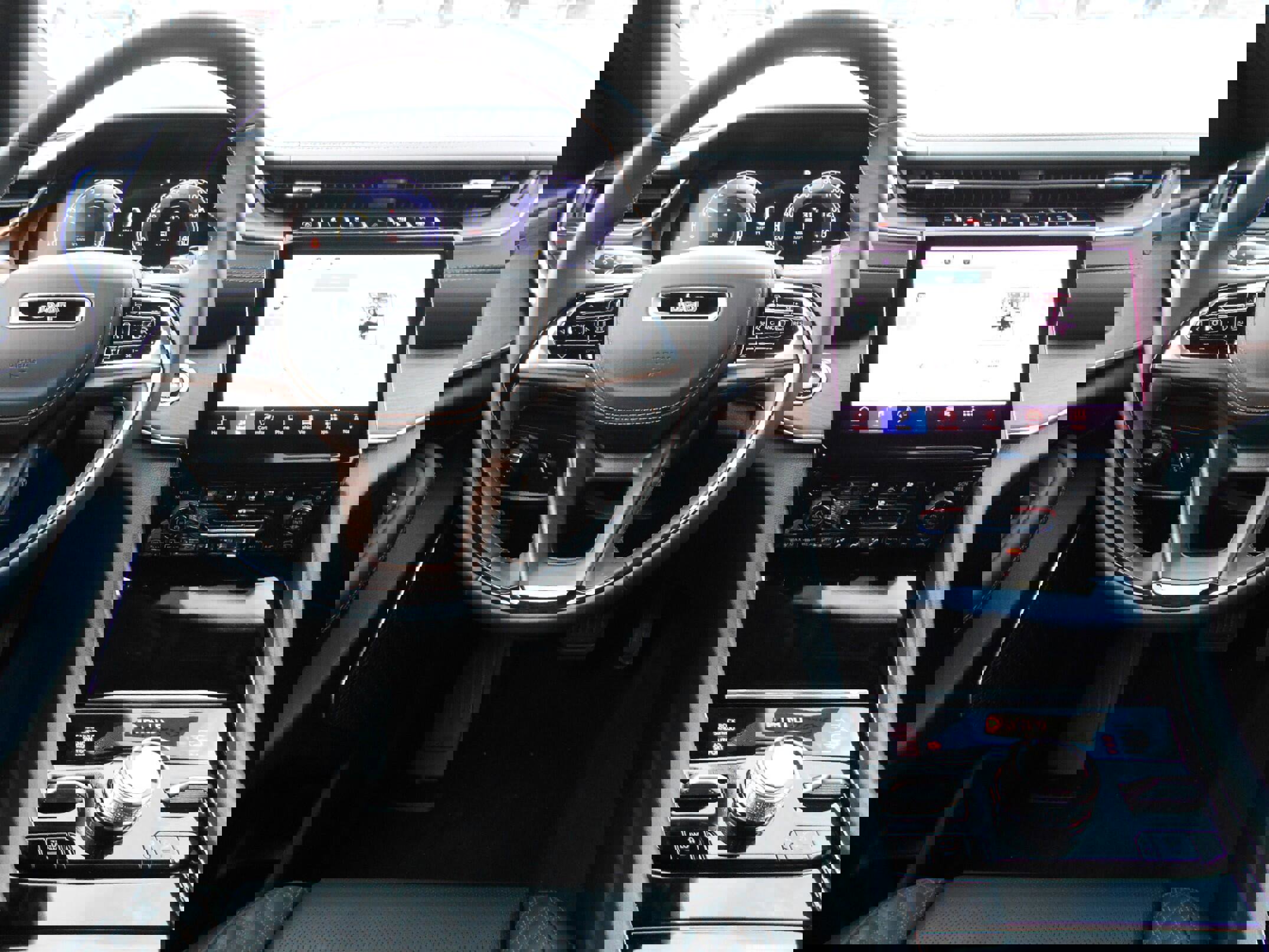 New 2025 Jeep Grand Cherokee Summit image 4