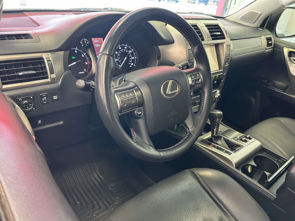 Used 2018 Lexus GX 460 w/ Navigation Package AWD/4WD image 12