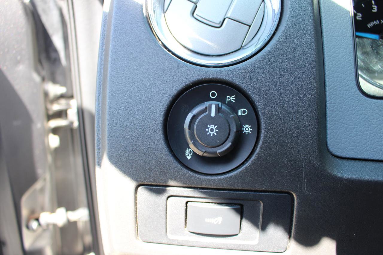 Used 2013 Ford F150 XLT w/ Luxury Equipment Group AWD/4WD image 18