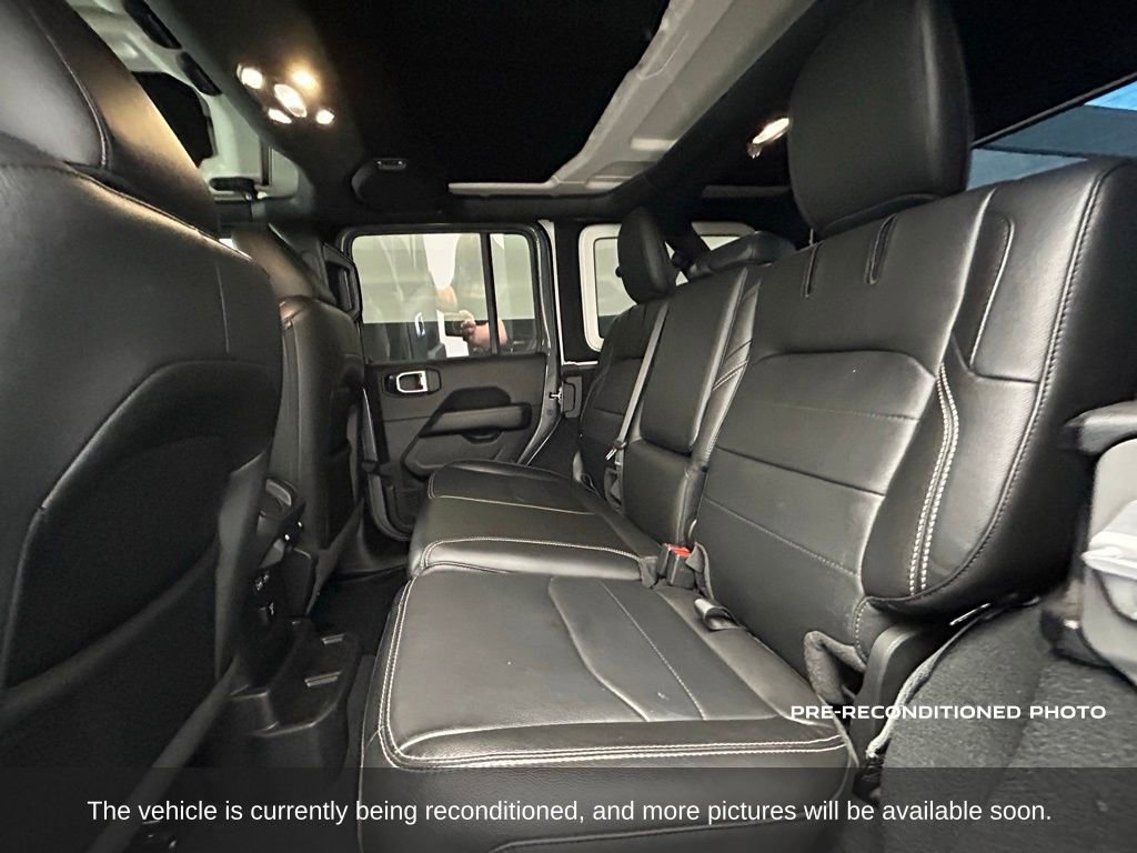 Used 2022 Jeep Wrangler Unlimited Sahara w/ Cold Weather Group image 12