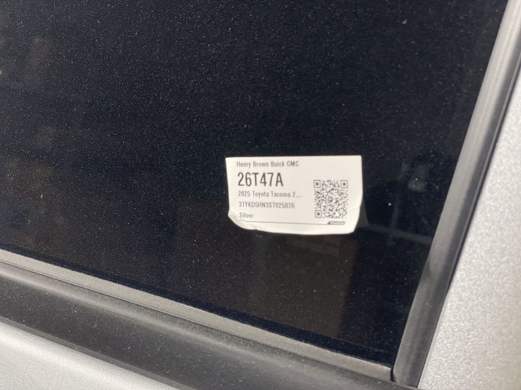 Used 2025 Toyota Tacoma SR image 33