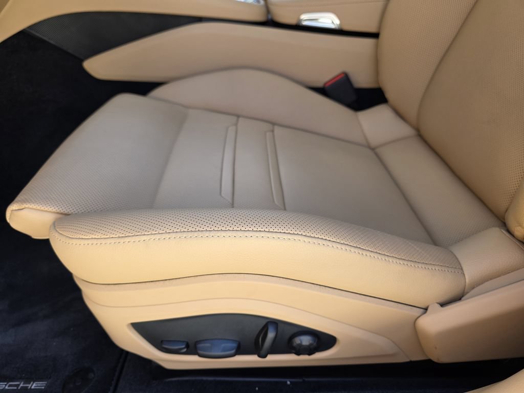 Used 2023 Porsche Panamera Platinum Edition RWD image 11