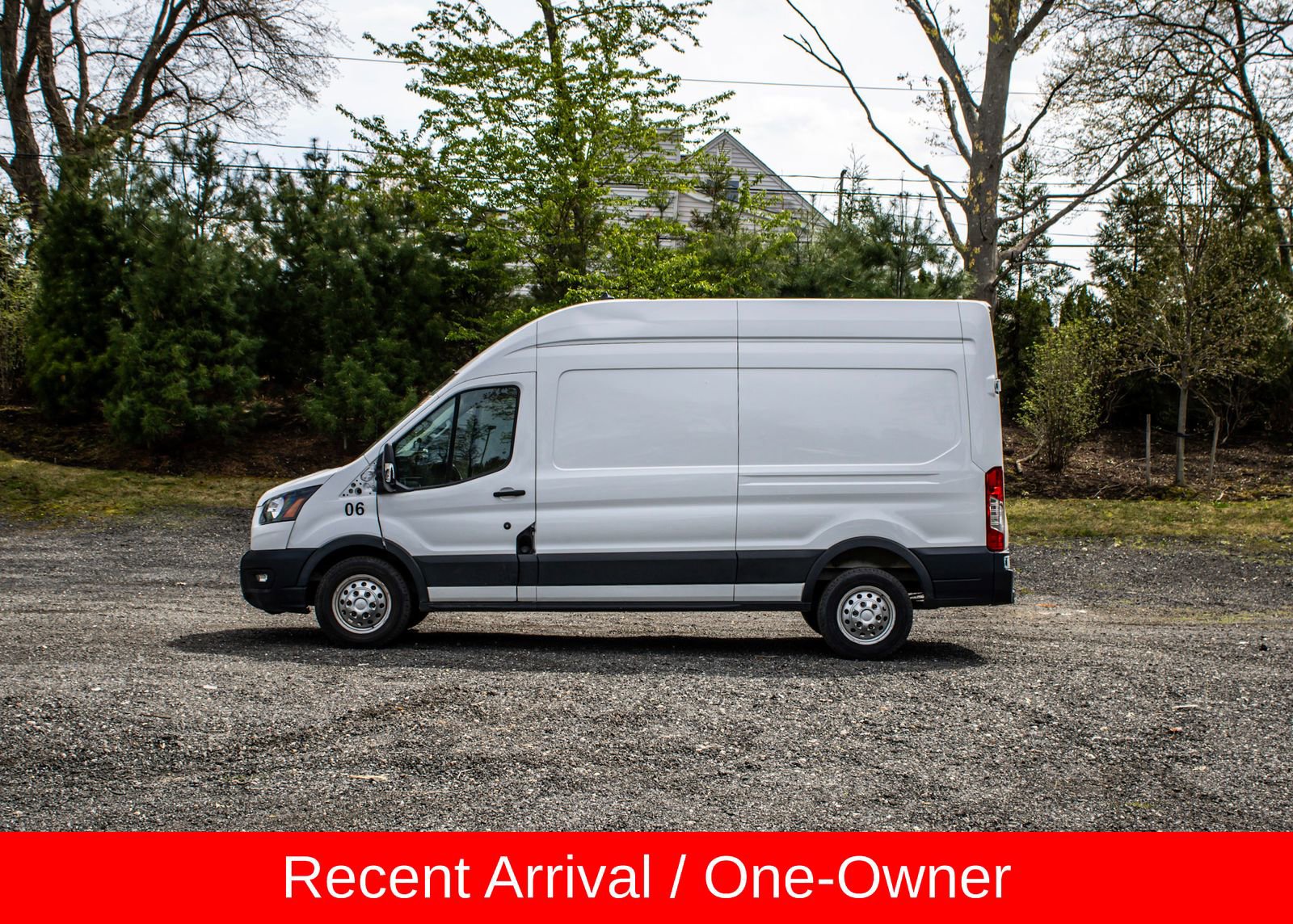 Used 2022 Ford Transit 350 148 High Roof AWD image 4