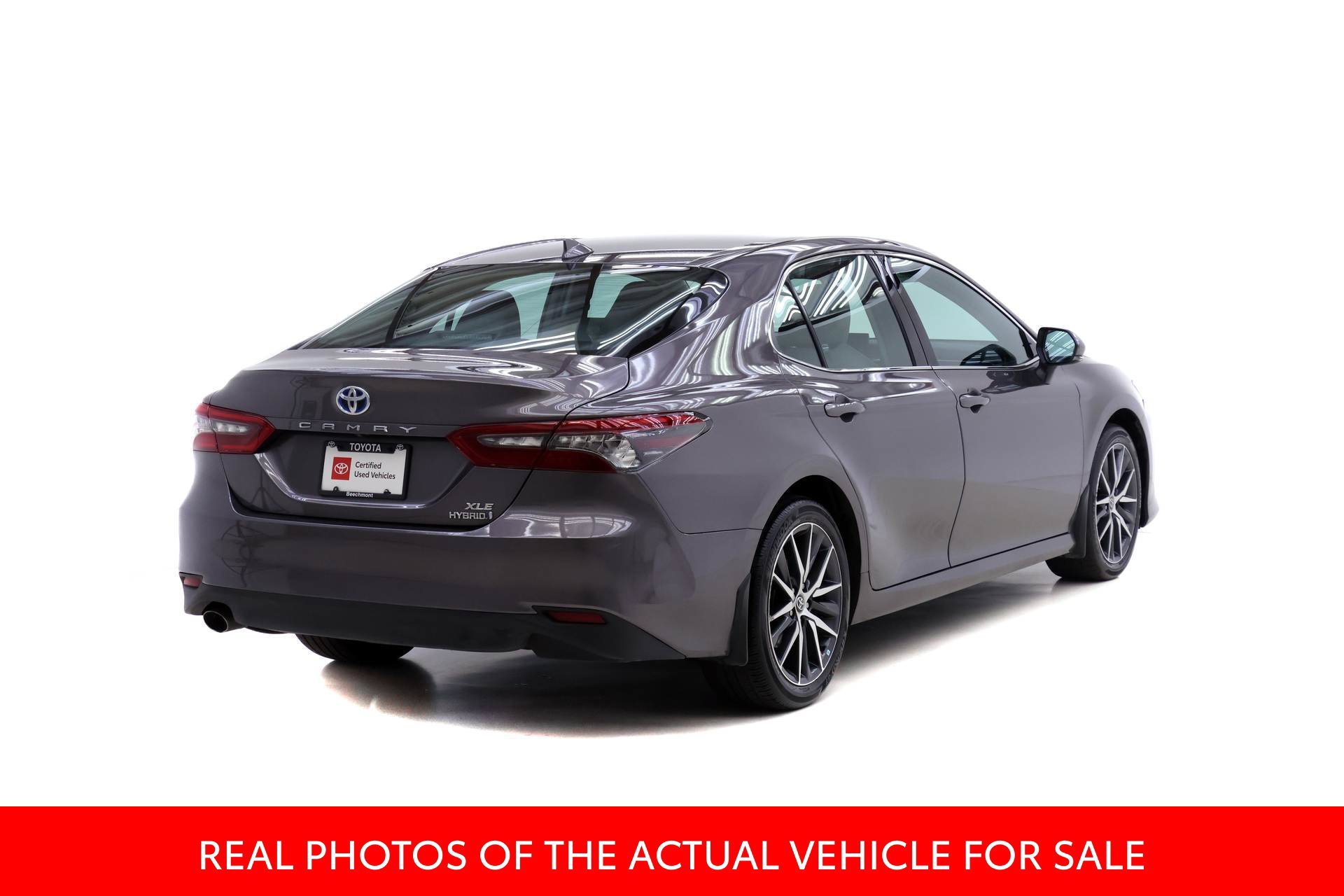 Certified 2022 Toyota Camry XLE w/ Cold Weather Package FWD image 2