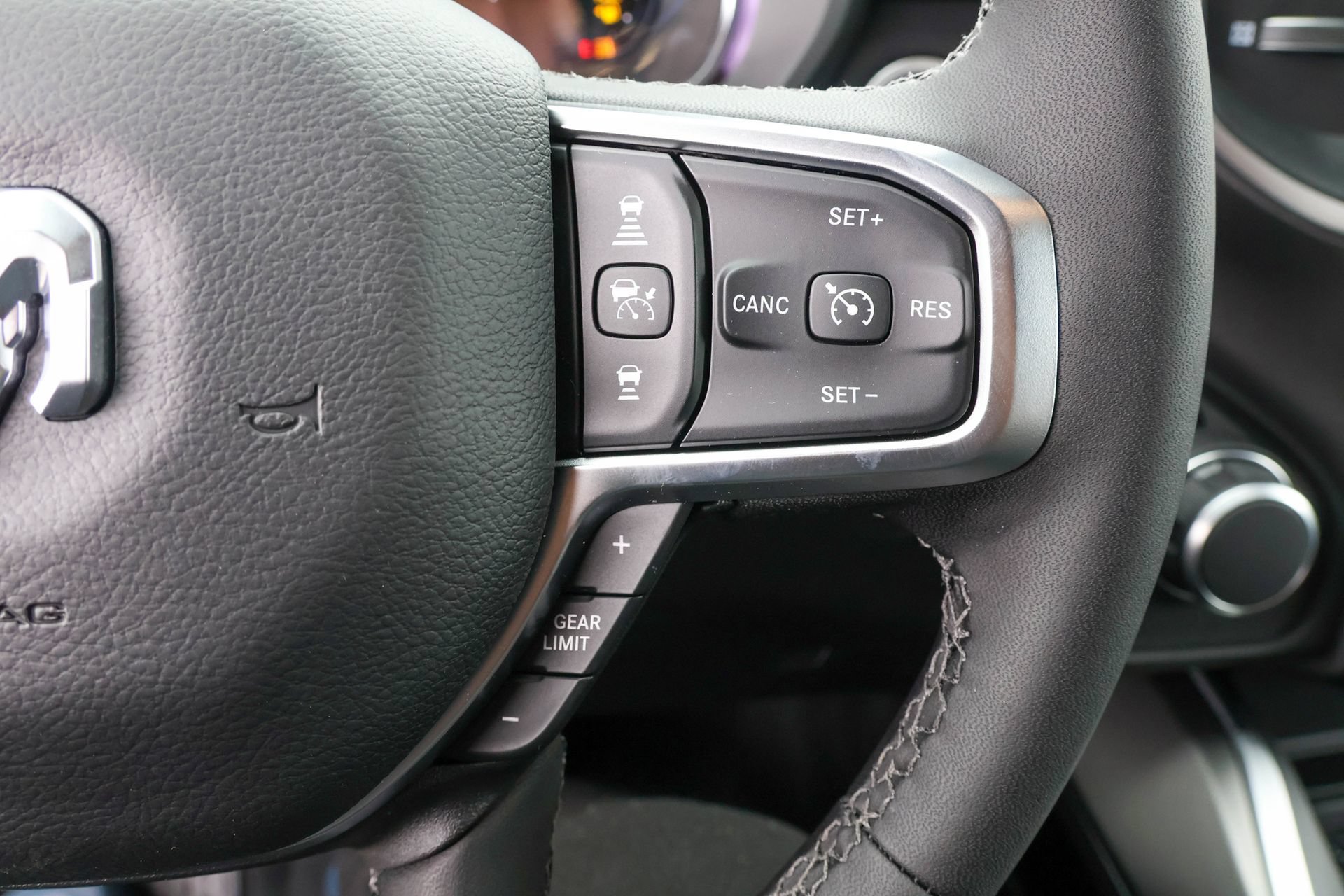 New 2026 RAM 1500 4x4 Crew Cab image 25