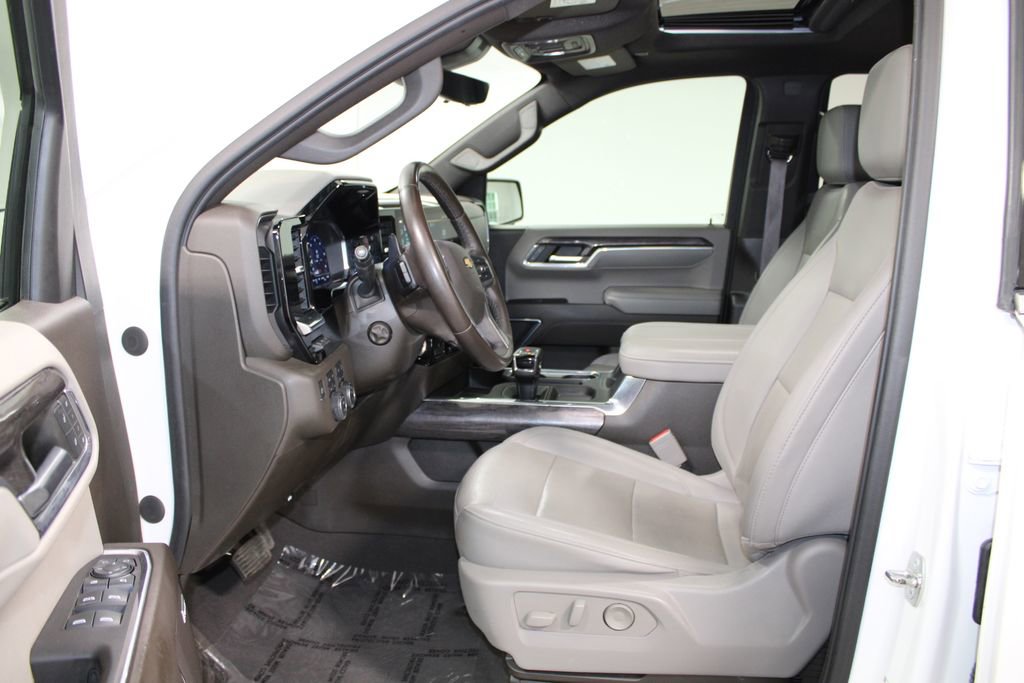 Used 2023 Chevrolet Silverado 1500 LTZ w/ LTZ Premium Texas Edition AWD/4WD image 24