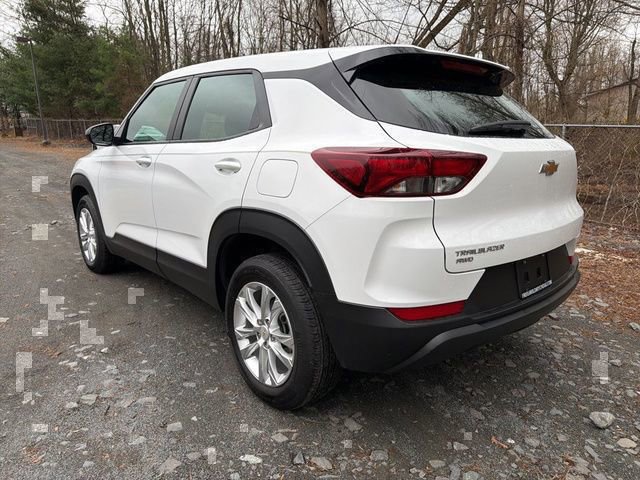 Used 2023 Chevrolet TrailBlazer LS AWD/4WD image 5