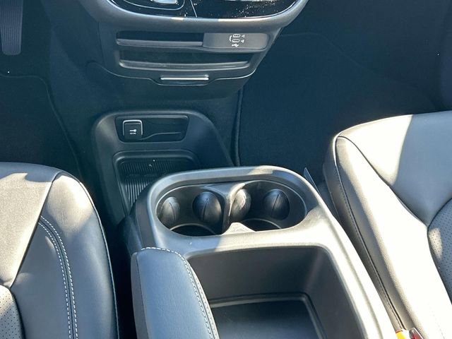 New 2026 Chrysler Voyager LX FWD image 17