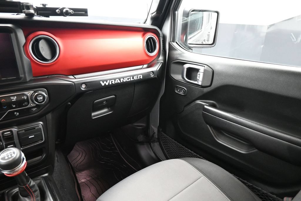 Used 2020 Jeep Wrangler Unlimited Rubicon AWD/4WD image 5