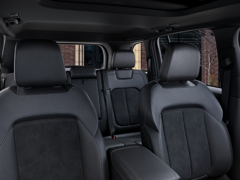 New 2026 Jeep Grand Cherokee Altitude RWD image 26