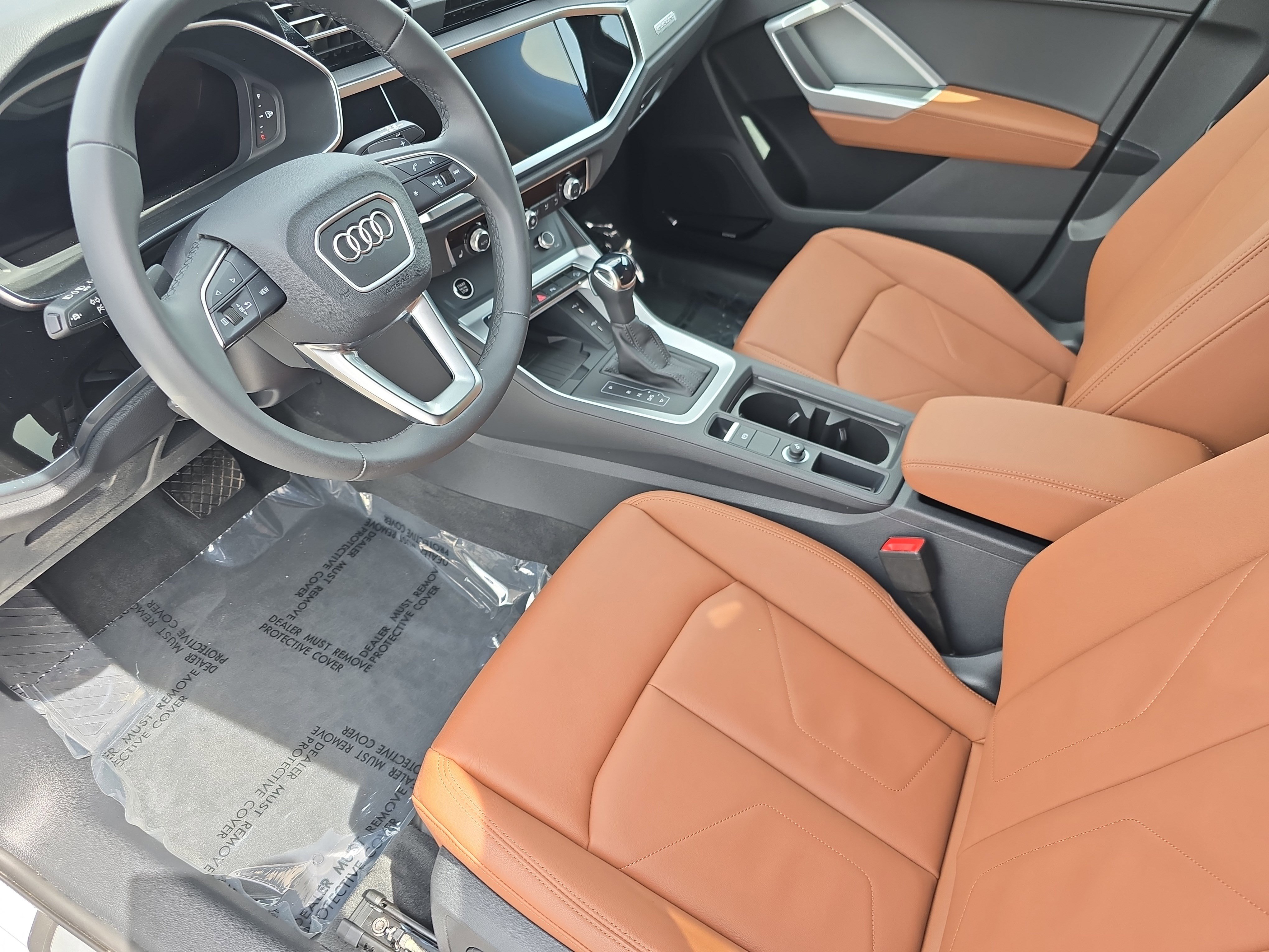 Certified 2025 Audi Q3 2.0T Premium Plus w/ Premium Plus Package image 15