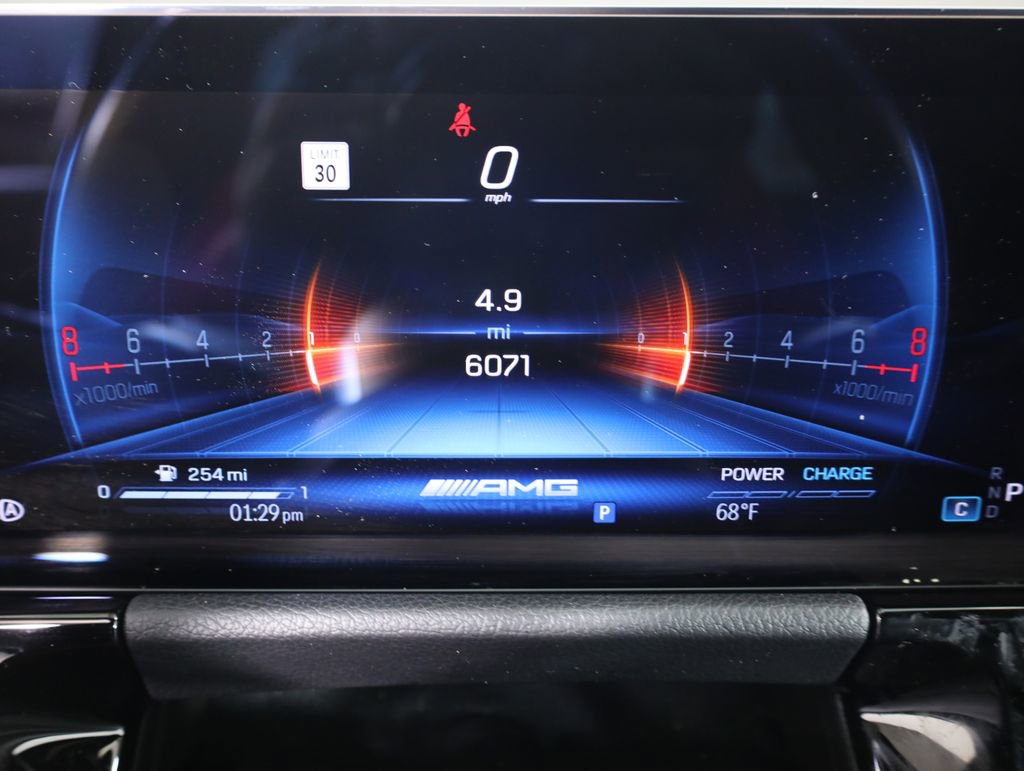 Used 2025 Mercedes-Benz GLA 35 AMG 4MATIC image 17