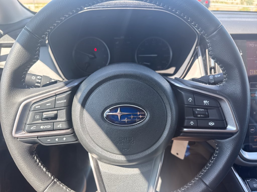 Used 2025 Subaru Outback Premium AWD/4WD image 14