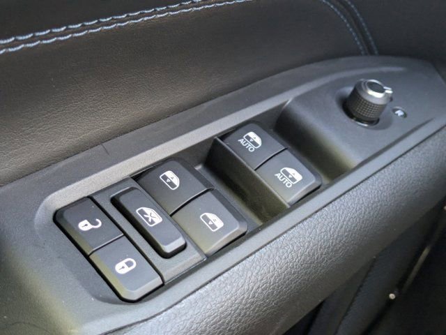 New 2026 Jeep Compass Latitude image 21