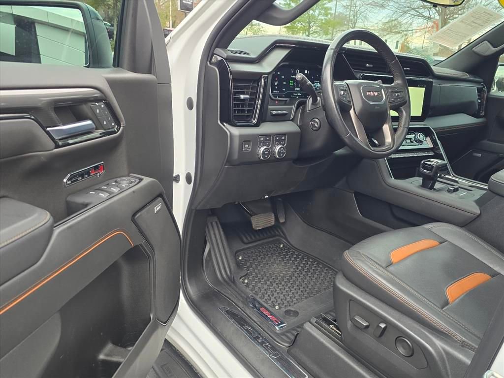 Certified 2022 GMC Sierra 1500 AT4 w/ AT4 Premium Package image 4