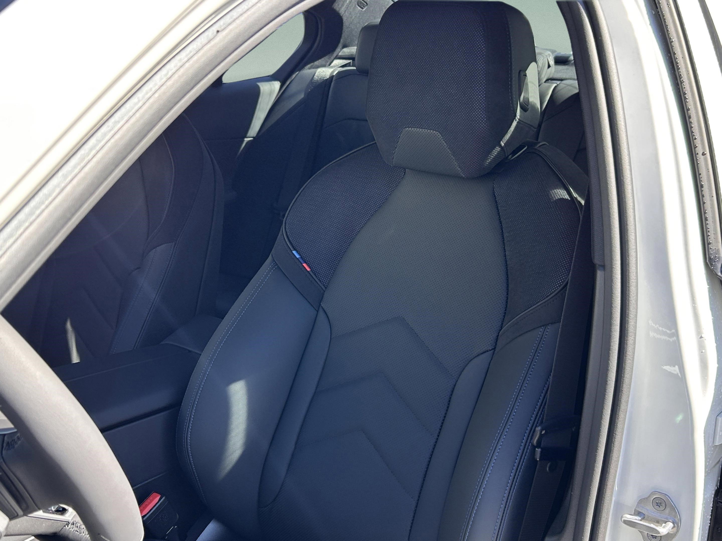 Used 2026 BMW i5 eDrive40 w/ M Sport Package image 20