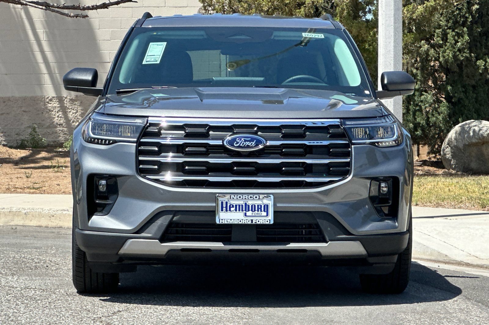New 2026 Ford Explorer Active RWD image 9