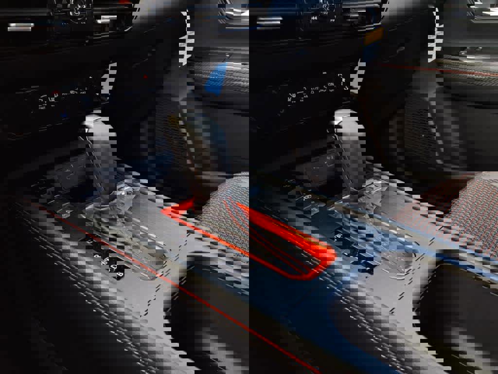 New 2025 Nissan Kicks SR image 41