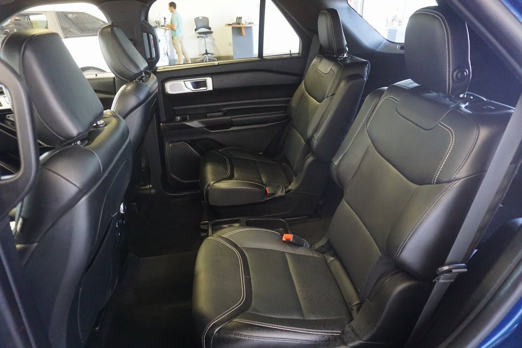 Used 2020 Ford Explorer ST w/ Premium Technology Package image 23