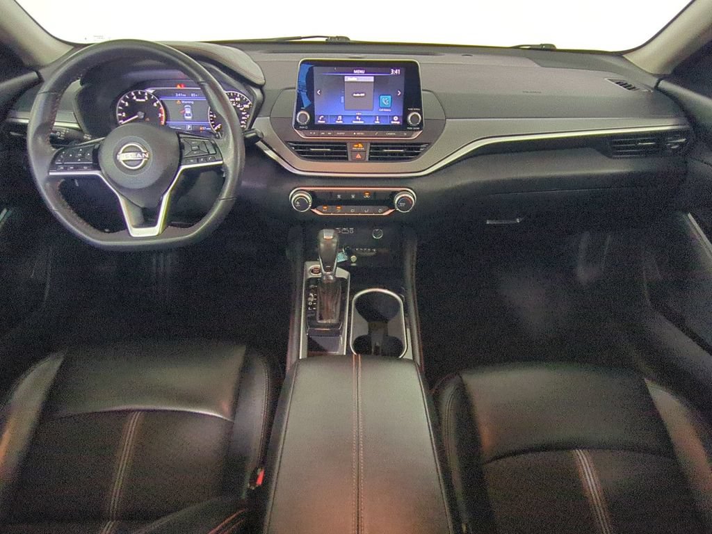 Used 2024 Nissan Altima 2.5 SR FWD image 16