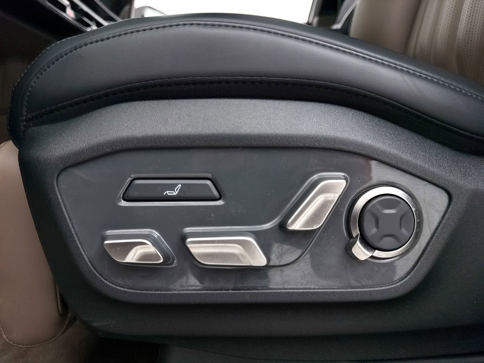 Used 2024 Kia EV9 GT-Line image 30