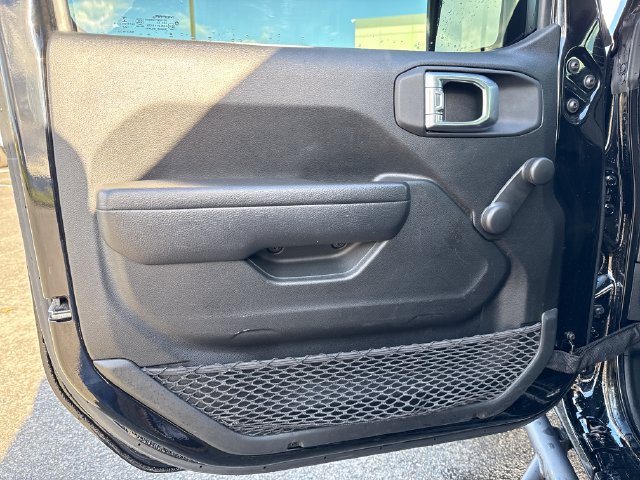Used 2022 Jeep Wrangler Unlimited Sport AWD/4WD image 18
